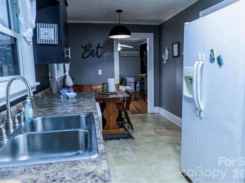 119 Collins Avenue, Forest City, NC 28043.  MLS# CAR4355548, YatesRealty ID 6474. 
