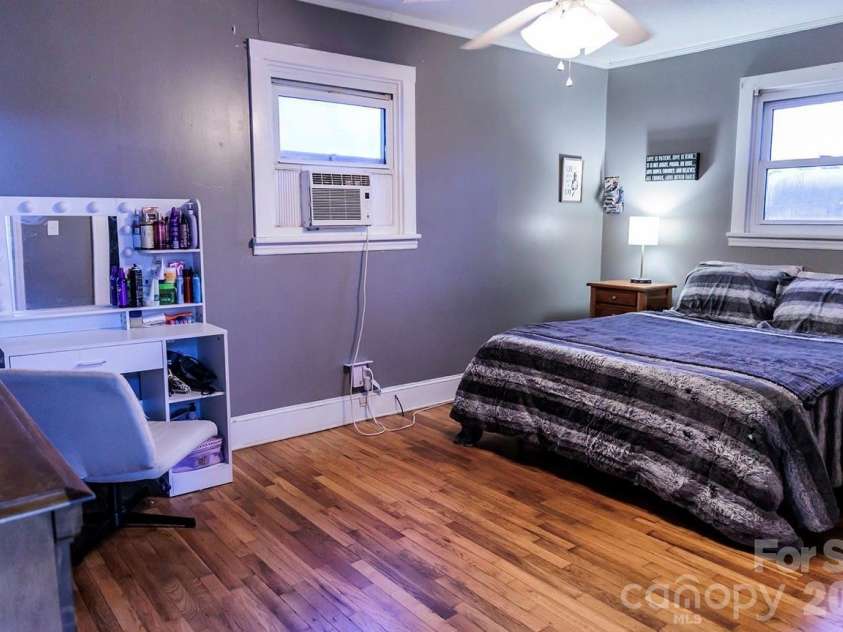 119 Collins Avenue, Forest City, NC 28043.  MLS# CAR4355548, YatesRealty ID 6474. 