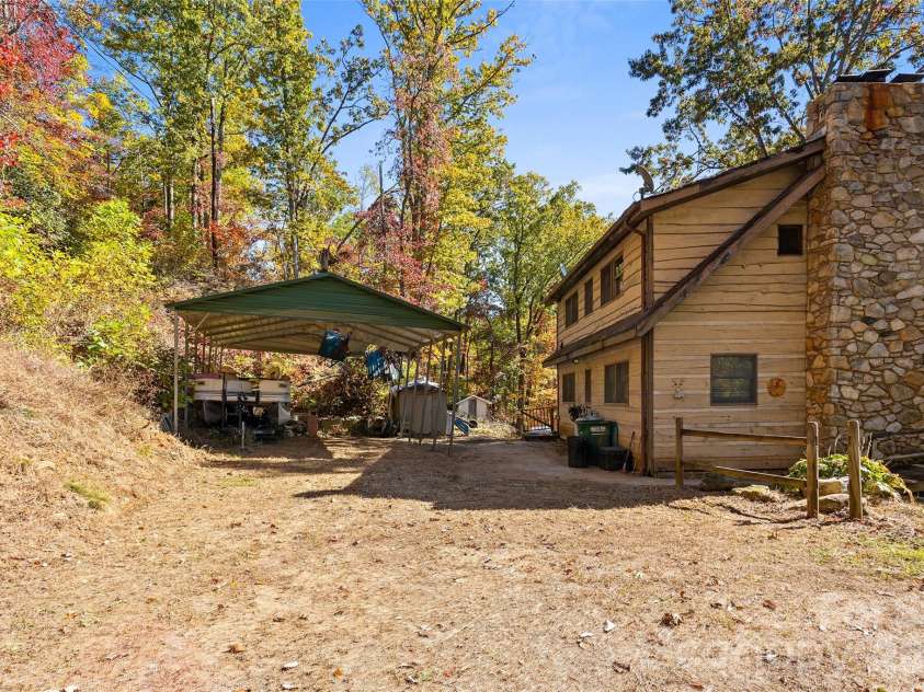 310 Log Gap Road, Fairview, NC 28730.  MLS# CAR4310874, YatesRealty ID 6475. 