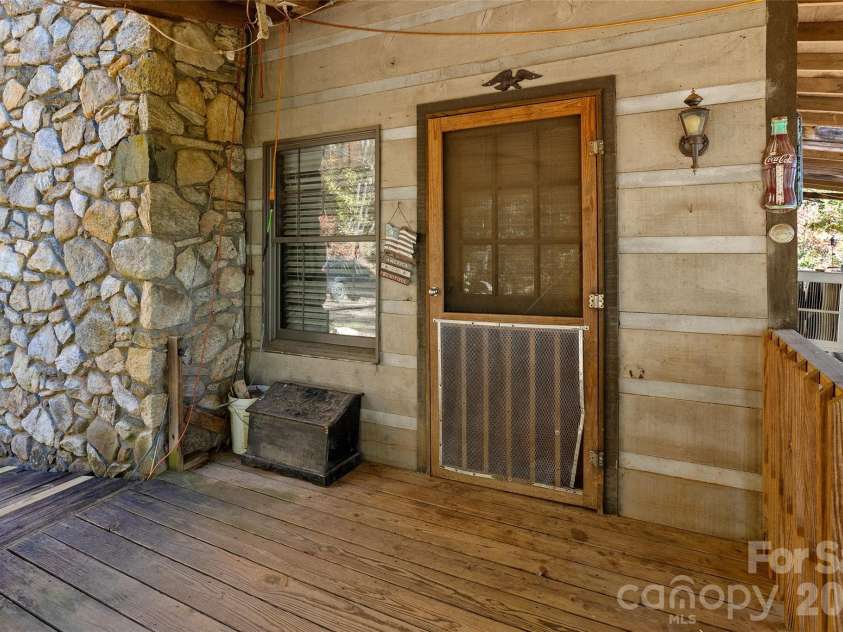 310 Log Gap Road, Fairview, NC 28730.  MLS# CAR4310874, YatesRealty ID 6475. 