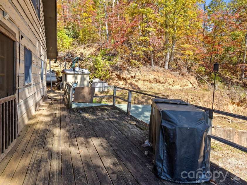 310 Log Gap Road, Fairview, NC 28730.  MLS# CAR4310874, YatesRealty ID 6475. 