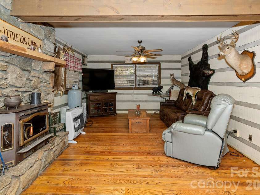 310 Log Gap Road, Fairview, NC 28730.  MLS# CAR4310874, YatesRealty ID 6475. 