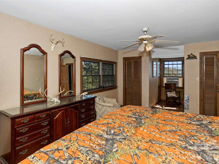 310 Log Gap Road, Fairview, NC 28730.  MLS# CAR4310874, YatesRealty ID 6475. 