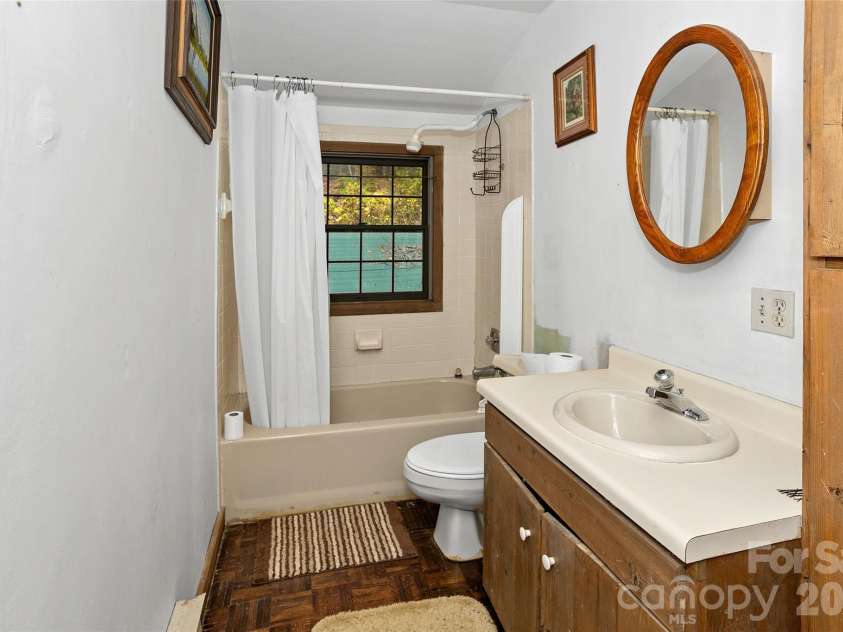 310 Log Gap Road, Fairview, NC 28730.  MLS# CAR4310874, YatesRealty ID 6475. 