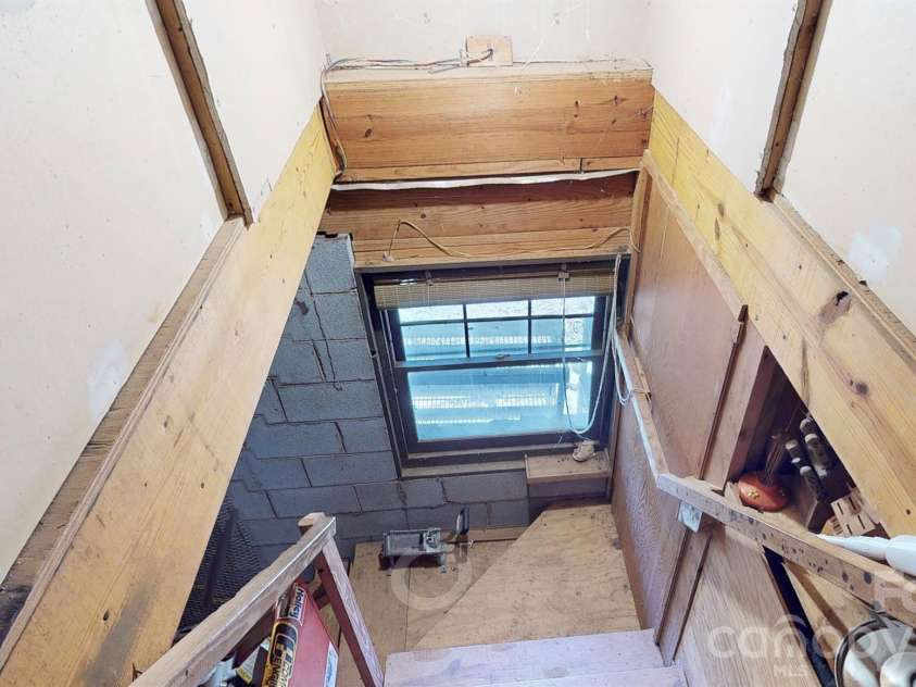 310 Log Gap Road, Fairview, NC 28730.  MLS# CAR4310874, YatesRealty ID 6475. 
