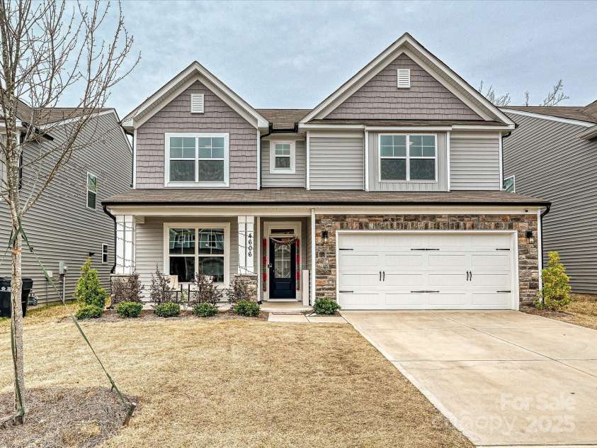 4606 Gatesmills Avenue, Charlotte, NC 28213.  MLS# CAR4245045, YatesRealty ID 6476. 