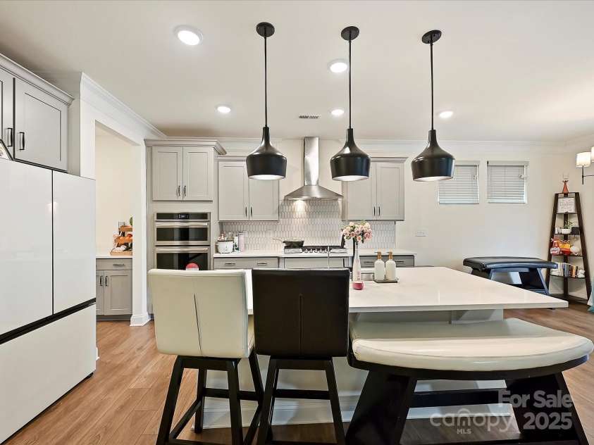 4606 Gatesmills Avenue, Charlotte, NC 28213.  MLS# CAR4245045, YatesRealty ID 6476. 