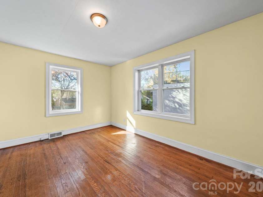 953 Fairmont Avenue, Salisbury, NC 28144.  MLS# CAR4320438, YatesRealty ID 6476. 