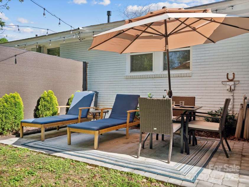 1539 Walton Road, Charlotte, NC 28208.  MLS# CAR4240358, YatesRealty ID 6477. Unit 1539