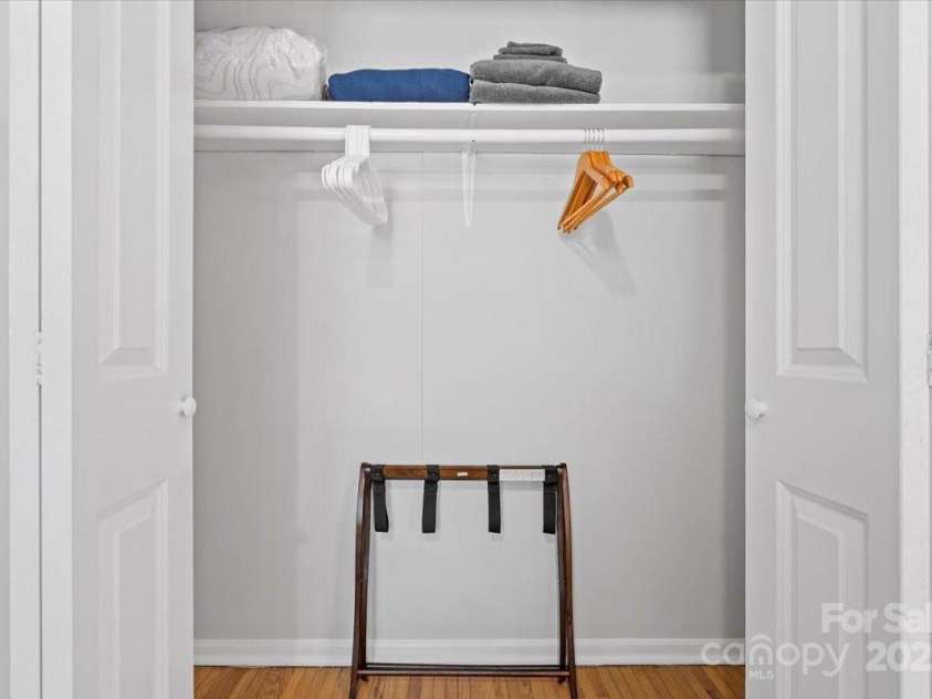 1539 Walton Road, Charlotte, NC 28208.  MLS# CAR4240358, YatesRealty ID 6477. Unit 1541