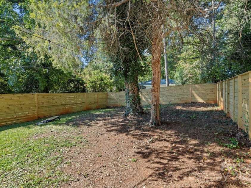 1539 Walton Road, Charlotte, NC 28208.  MLS# CAR4240358, YatesRealty ID 6477. Unit 1541