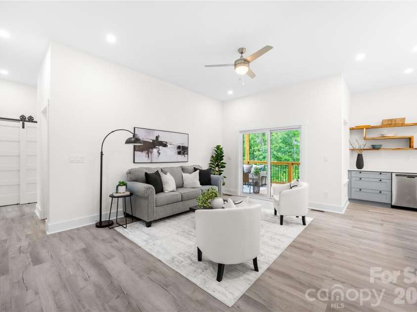 2004 Plain Field Drive, Bessemer City, NC 28016.  MLS# CAR4400406, YatesRealty ID 6477. 