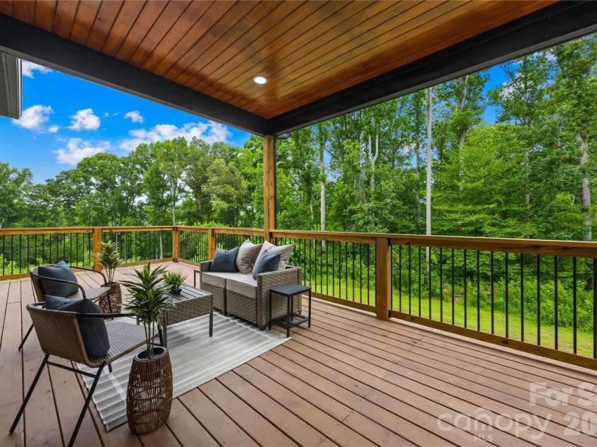2004 Plain Field Drive, Bessemer City, NC 28016.  MLS# CAR4400406, YatesRealty ID 6477. 