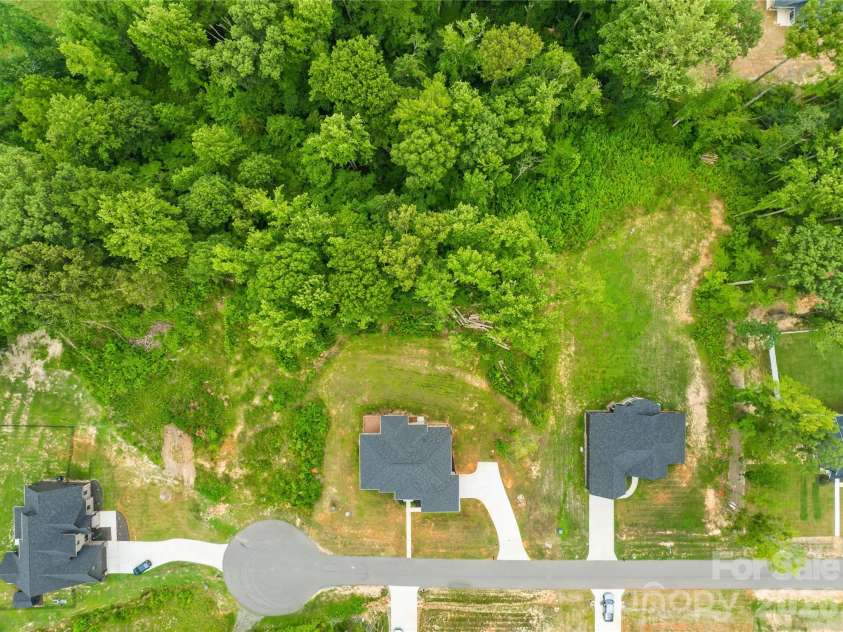 2004 Plain Field Drive, Bessemer City, NC 28016.  MLS# CAR4400406, YatesRealty ID 6477. 