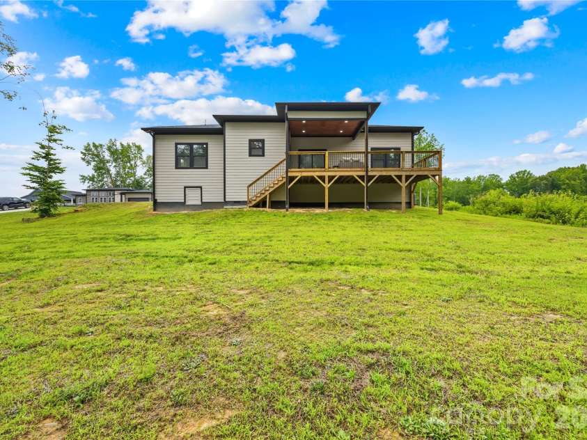 2004 Plain Field Drive, Bessemer City, NC 28016.  MLS# CAR4400406, YatesRealty ID 6477. 