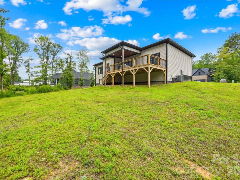 2004 Plain Field Drive, Bessemer City, NC 28016.  MLS# CAR4400406, YatesRealty ID 6477. 