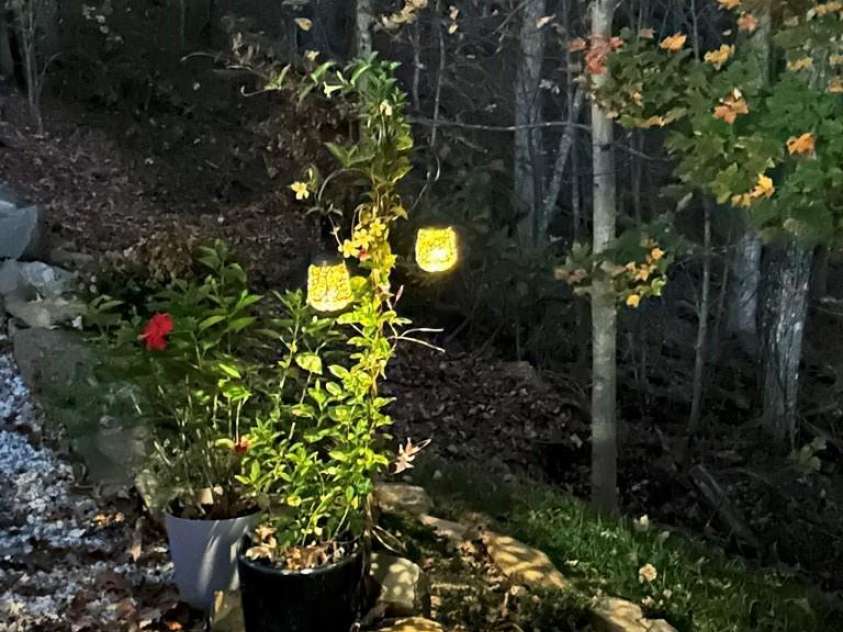 549 Moonlight Trail, Bryson City, NC 28713.  MLS# CAR4241267, YatesRealty ID 6478. 