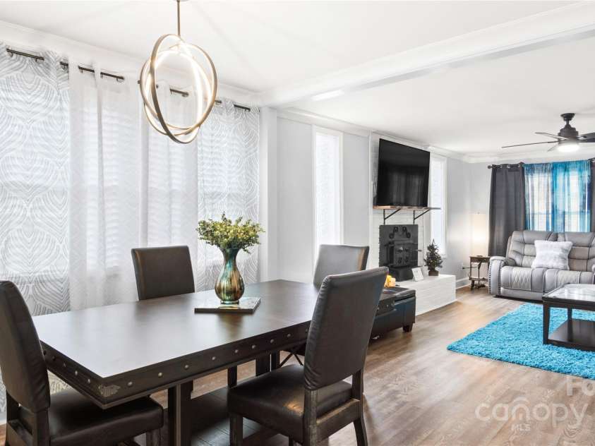 318 Lake Montonia Road, Kings Mountain, NC 28086.  MLS# CAR4325974, YatesRealty ID 6479. 