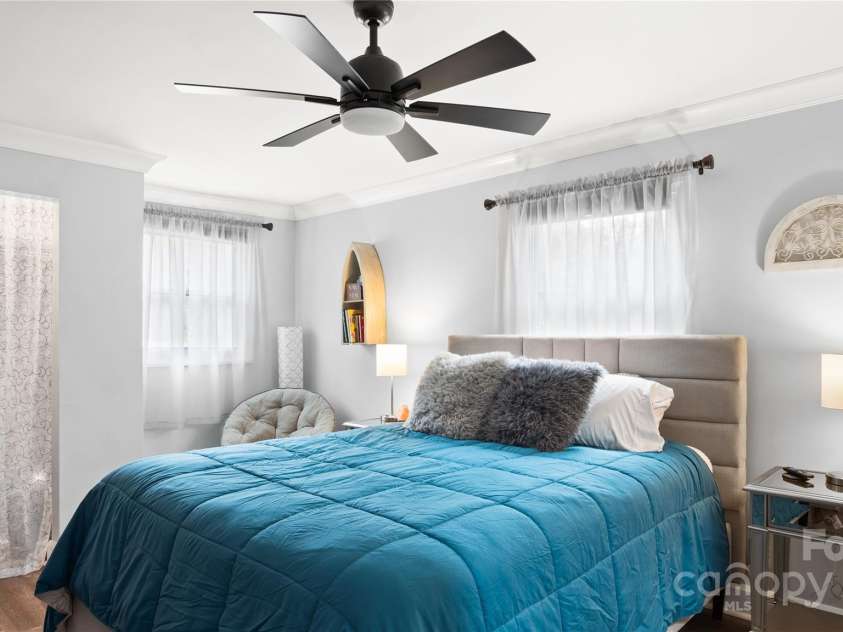 318 Lake Montonia Road, Kings Mountain, NC 28086.  MLS# CAR4325974, YatesRealty ID 6479. 