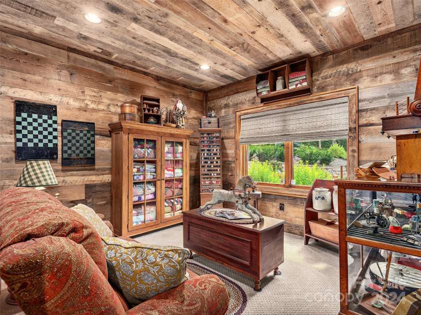 1279 Raccoon Road, Waynesville, NC 28786.  MLS# CAR4192263, YatesRealty ID 648. 