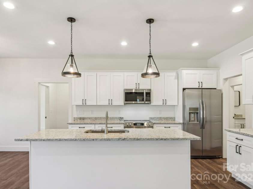 35 Haywood Park Drive, Hendersonville, NC 28791.  MLS# CAR4160719, YatesRealty ID 648. 