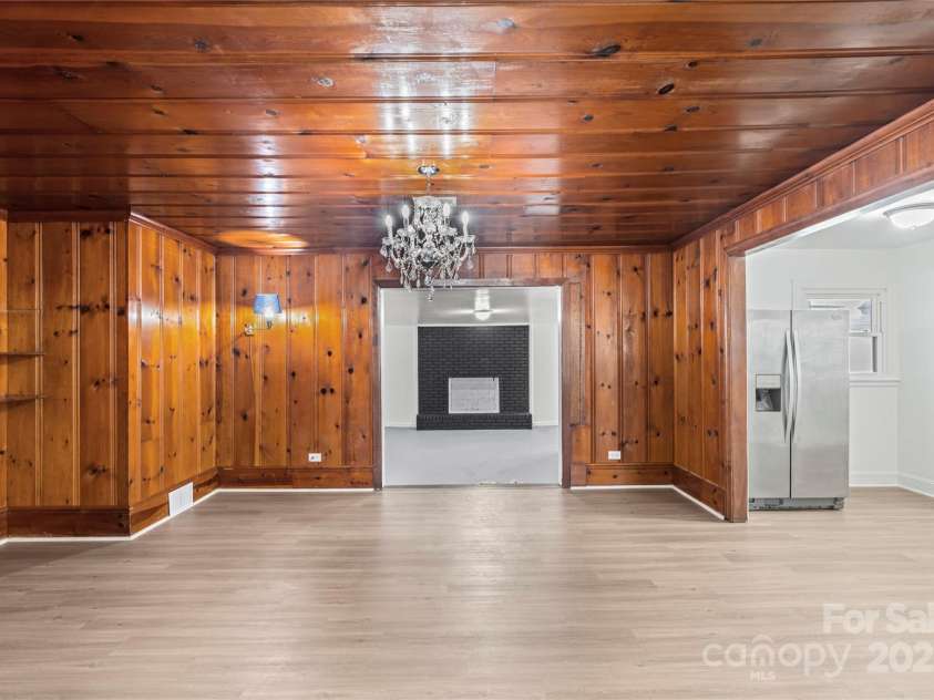 115 Texas Avenue, Bessemer City, NC 28016.  MLS# CAR4219372, YatesRealty ID 6481. 