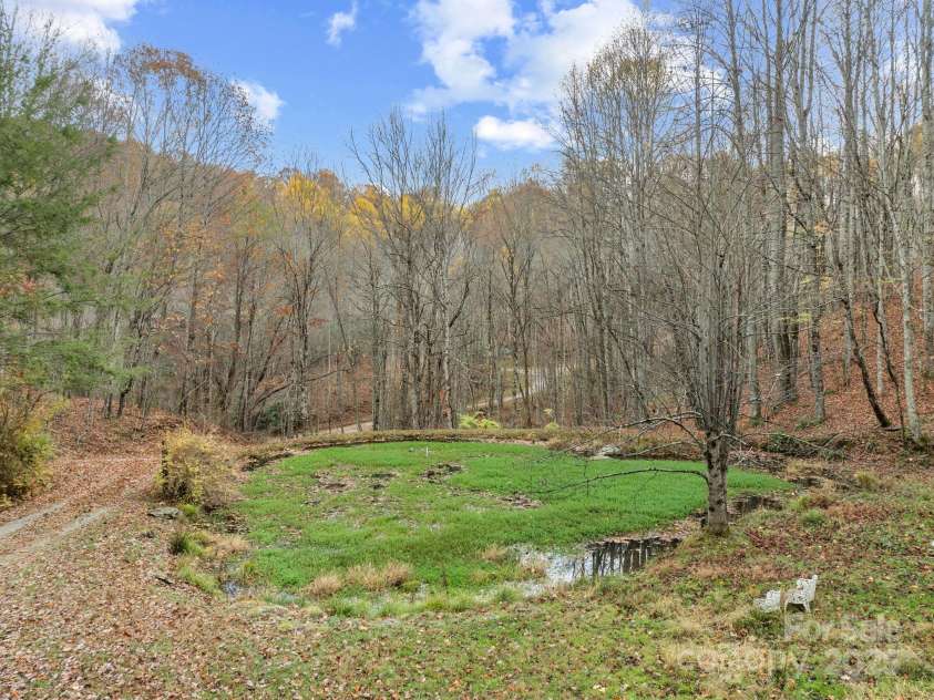 61 Doe Loop, Hot Springs, NC 28743.  MLS# CAR4295989, YatesRealty ID 6481. 