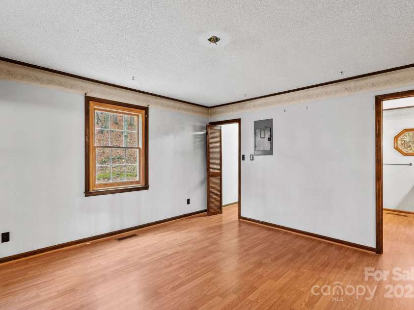 61 Doe Loop, Hot Springs, NC 28743.  MLS# CAR4295989, YatesRealty ID 6481. Bedroom 