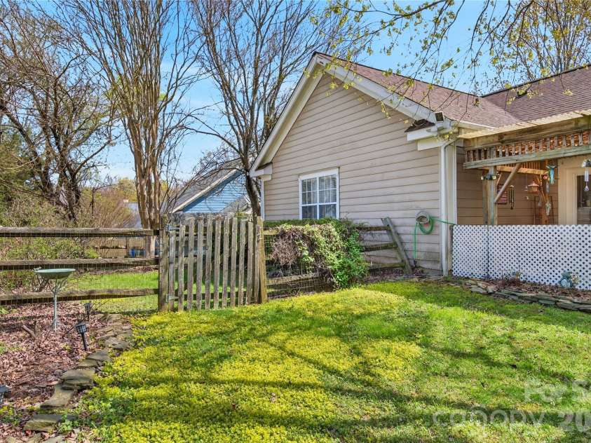 111 Foxglove Drive, Mooresville, NC 28115.  MLS# CAR4358722, YatesRealty ID 6482. Back exterior