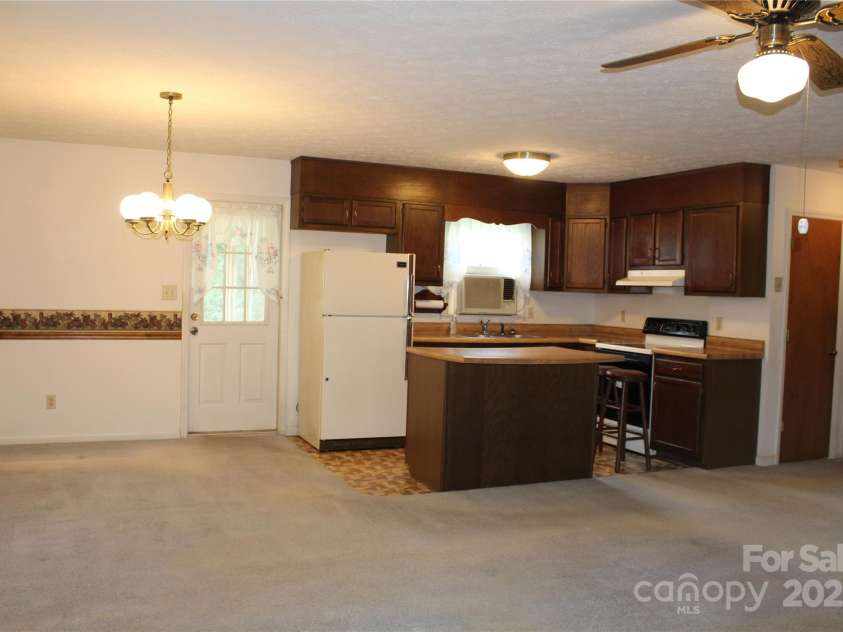 2339 Crestview Street, Morganton, NC 28655.  MLS# CAR4239683, YatesRealty ID 6482. 