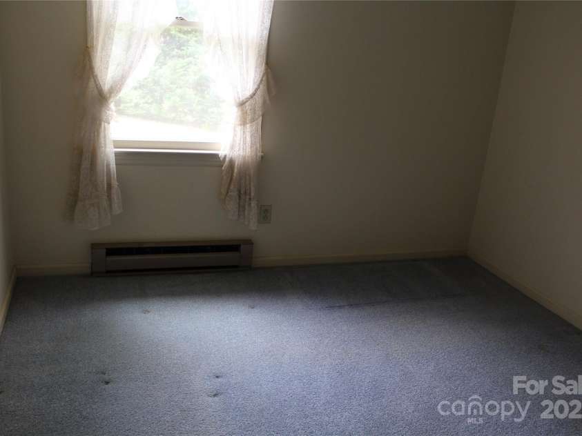 2339 Crestview Street, Morganton, NC 28655.  MLS# CAR4239683, YatesRealty ID 6482. 