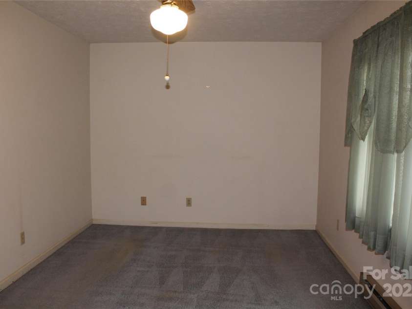 2339 Crestview Street, Morganton, NC 28655.  MLS# CAR4239683, YatesRealty ID 6482. 