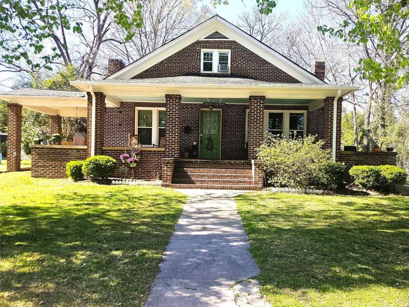 146 Saluda Street, Chester, SC 29706.  MLS# CAR4240226, YatesRealty ID 6483. 