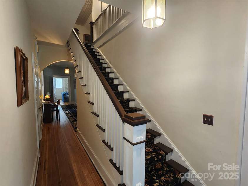 146 Saluda Street, Chester, SC 29706.  MLS# CAR4240226, YatesRealty ID 6483. 