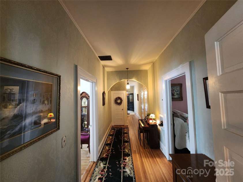 146 Saluda Street, Chester, SC 29706.  MLS# CAR4240226, YatesRealty ID 6483. 