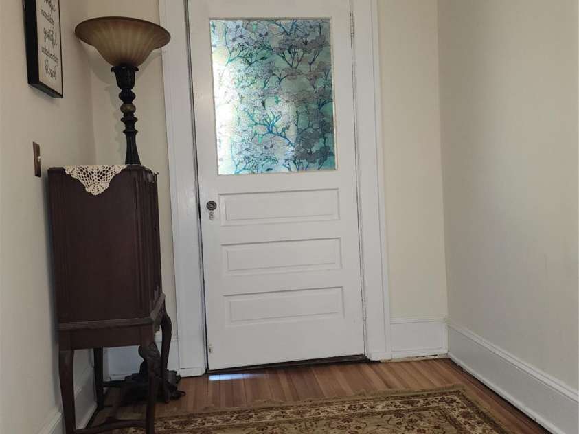 146 Saluda Street, Chester, SC 29706.  MLS# CAR4240226, YatesRealty ID 6483. 