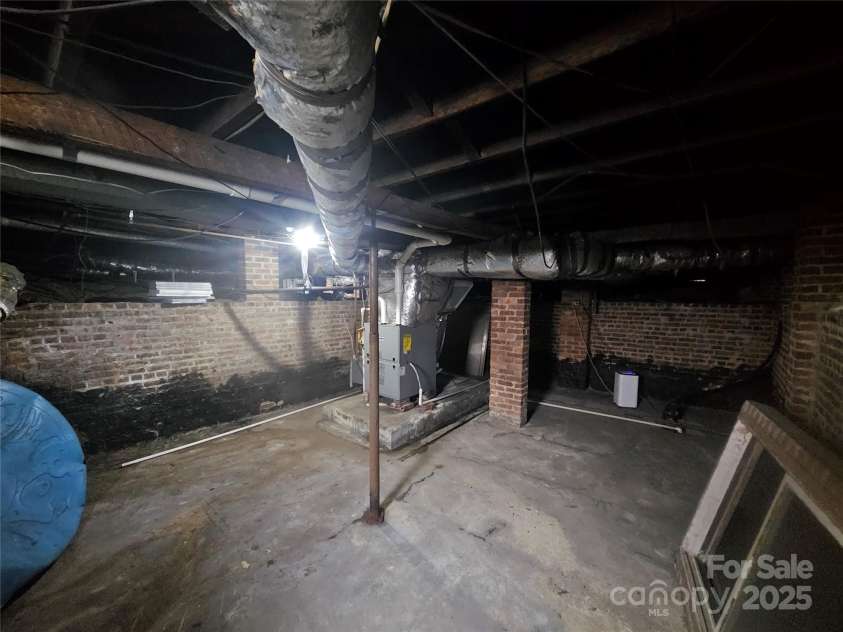 146 Saluda Street, Chester, SC 29706.  MLS# CAR4240226, YatesRealty ID 6483. 