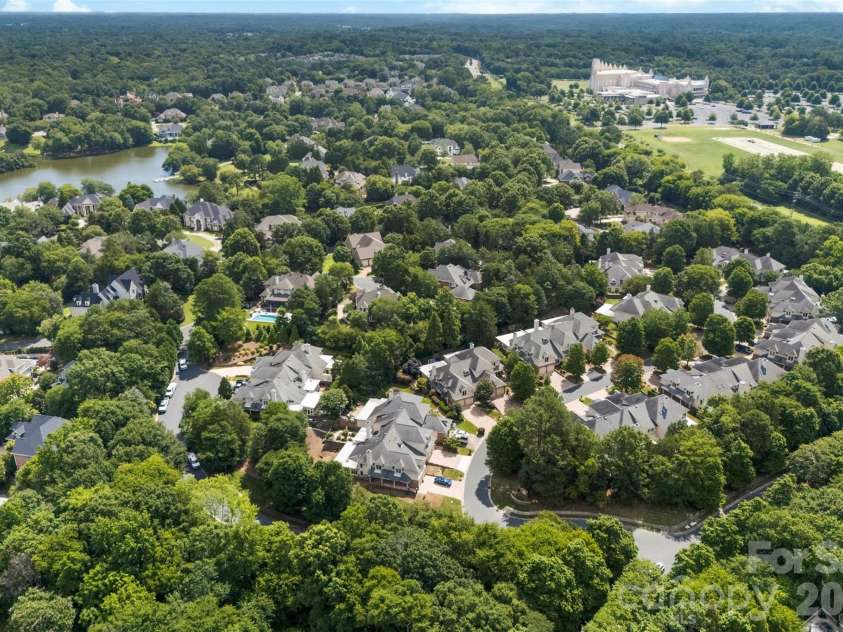 8934 Challis Hill Lane, Charlotte, NC 28226.  MLS# CAR4356123, YatesRealty ID 6483. 
