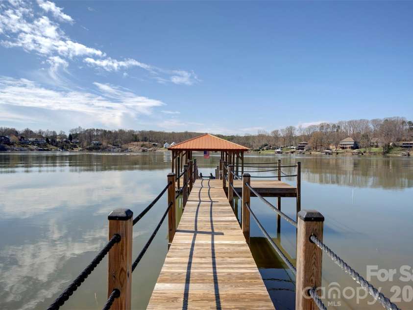 6852 Locke Drive, Sherrills Ford, NC 28673.  MLS# CAR4354705, YatesRealty ID 6484. Dock with sitting 