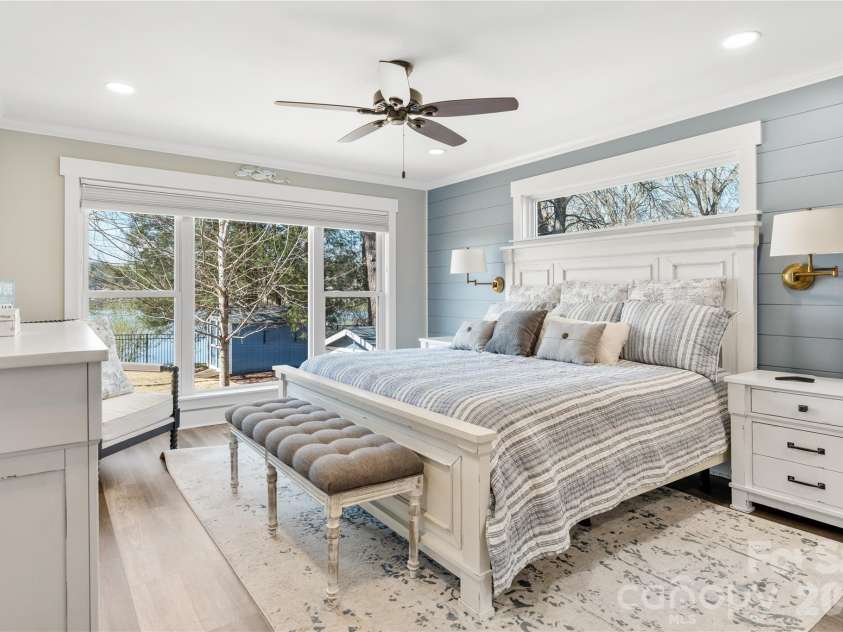 6852 Locke Drive, Sherrills Ford, NC 28673.  MLS# CAR4354705, YatesRealty ID 6484. Main Bedroom