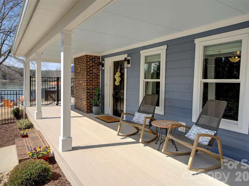 6852 Locke Drive, Sherrills Ford, NC 28673.  MLS# CAR4354705, YatesRealty ID 6484. Welcome