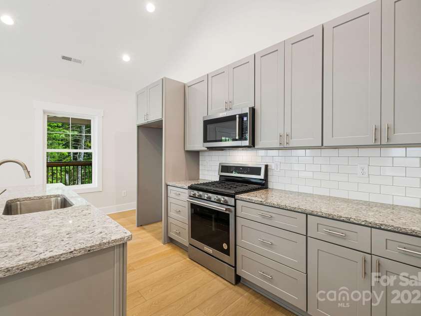 81 Loftin Street, Weaverville, NC 28787.  MLS# CAR4165062, YatesRealty ID 6484. 