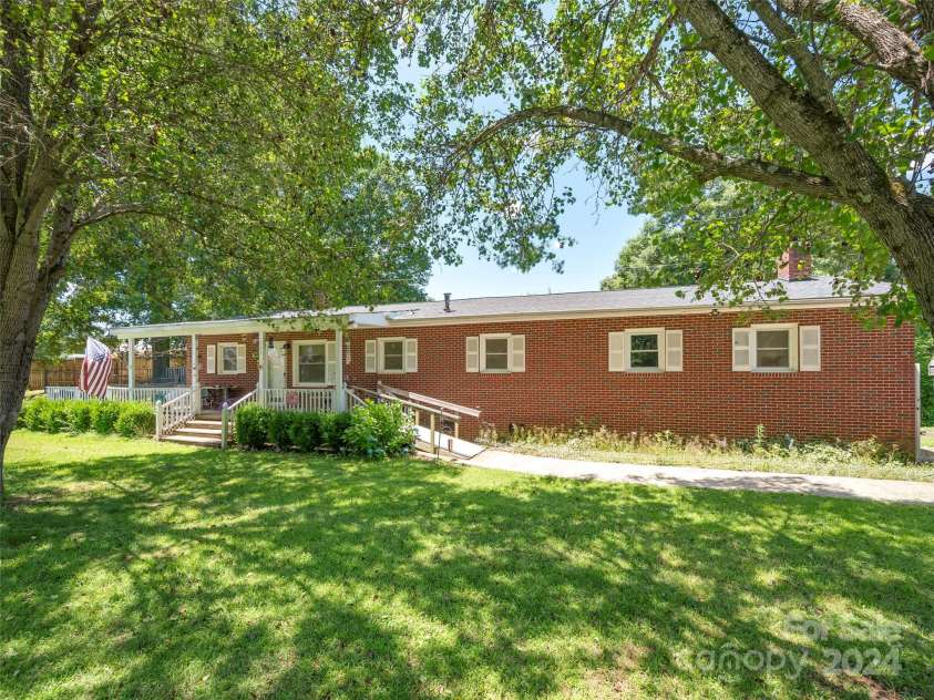 240 Hamrick Road, Mooresboro, NC 28114.  MLS# CAR4146488, YatesRealty ID 6486. 