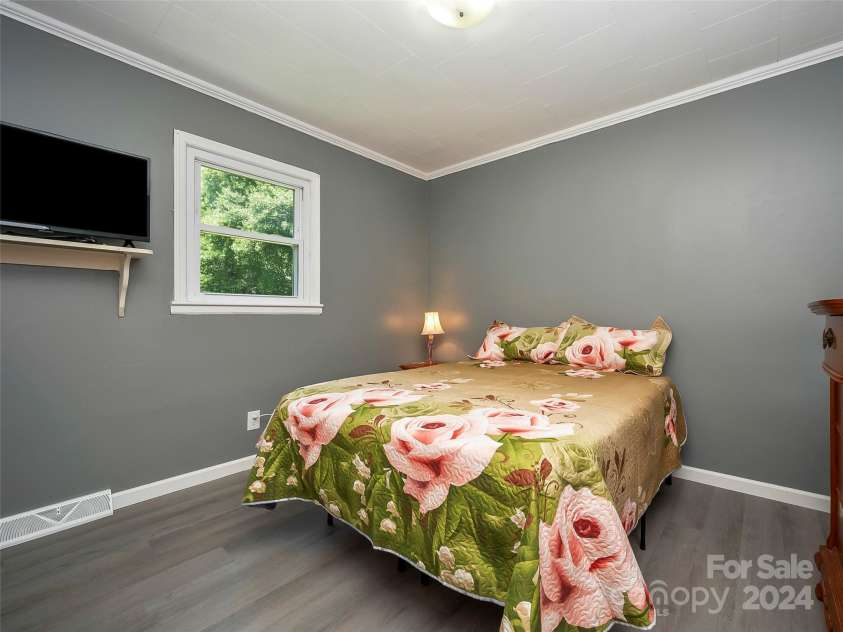 240 Hamrick Road, Mooresboro, NC 28114.  MLS# CAR4146488, YatesRealty ID 6486. 