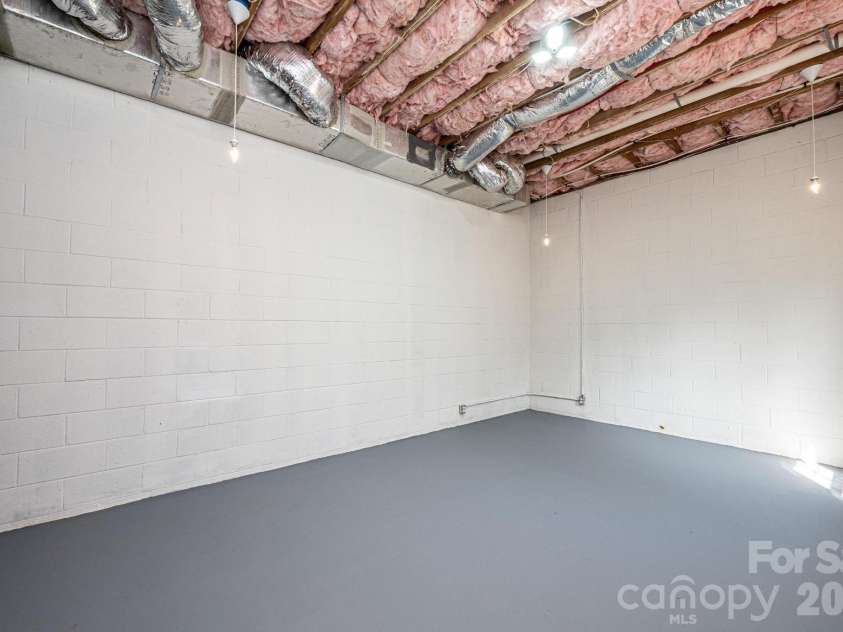 1337 Gallatin Lane, Hudson, NC 28638.  MLS# CAR4392238, YatesRealty ID 6488. 
