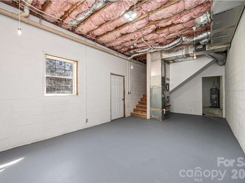 1337 Gallatin Lane, Hudson, NC 28638.  MLS# CAR4392238, YatesRealty ID 6488. 