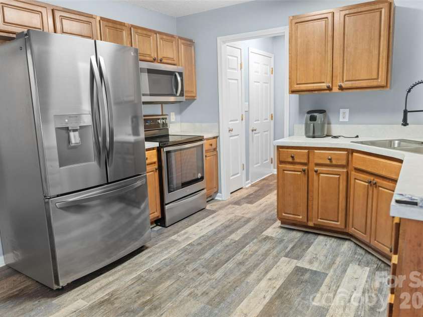 3113 Queensdale Drive, Monroe, NC 28110.  MLS# CAR4349240, YatesRealty ID 6489. 