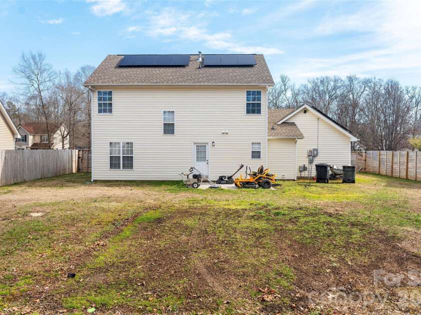 3113 Queensdale Drive, Monroe, NC 28110.  MLS# CAR4349240, YatesRealty ID 6489. 