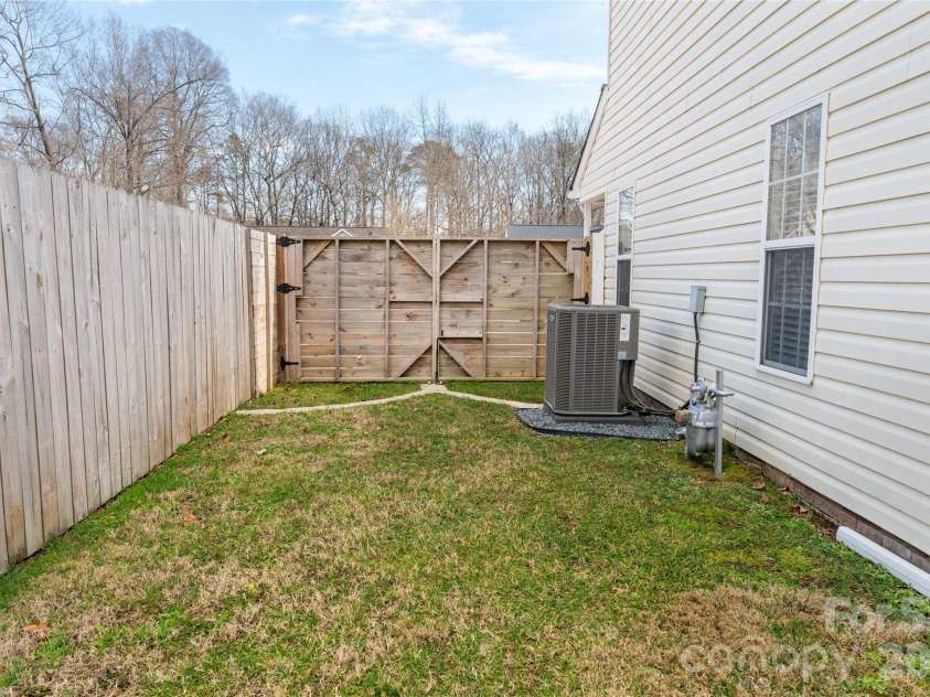 3113 Queensdale Drive, Monroe, NC 28110.  MLS# CAR4349240, YatesRealty ID 6489. 