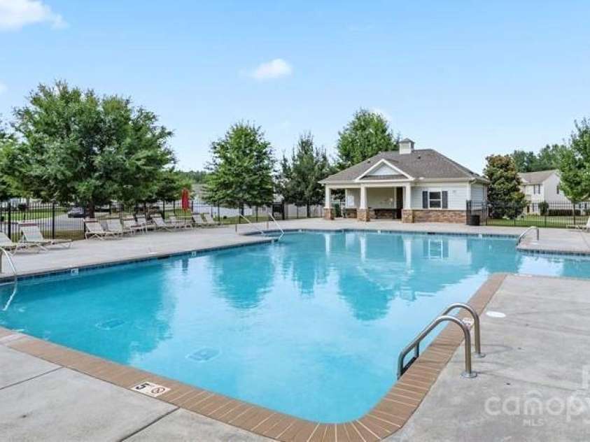 8055 Hereford Street, Charlotte, NC 28213.  MLS# CAR4228120, YatesRealty ID 6489. Summer Fun